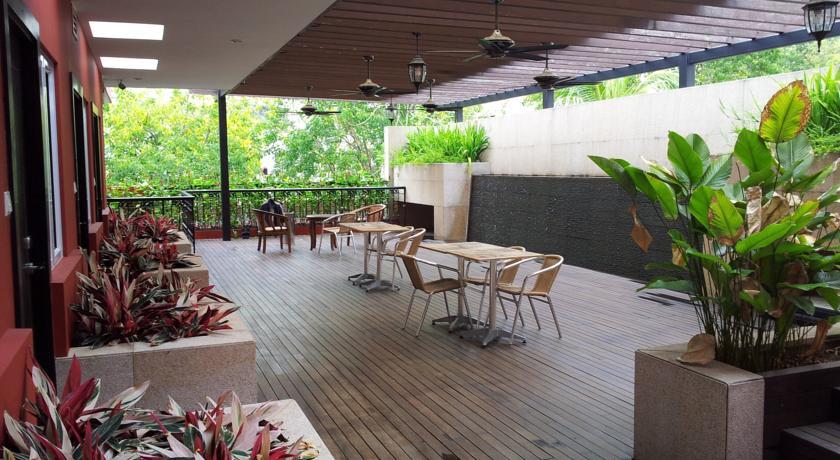 The Snooze Hotel Marine Parade Singapore Restaurant photo